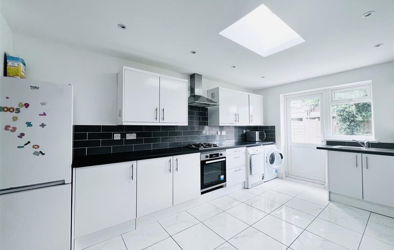 Harlaxton Drive, Lenton, Nottingham - Image 1